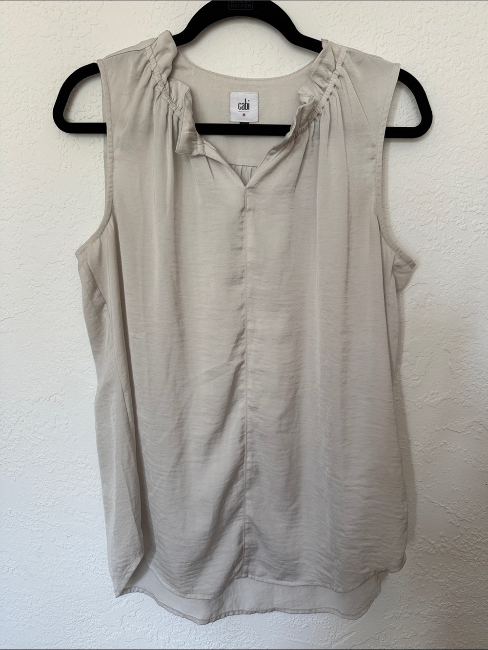 CAbi Sleeveless Ruffle-Neck Tank in Light Grey/Silver